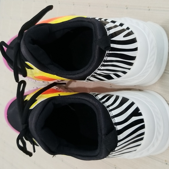 Yoki Chunky Platform Sneakers - Zebra Print - Picture 7 of 8